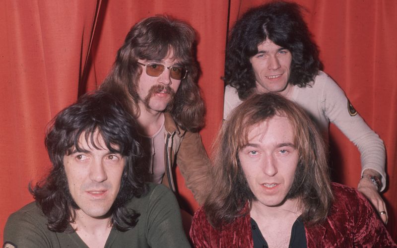 Er gründete die Hardrockband Anfang der 70er, die mit "Love Hurts" ihren größten Hit hatte: Manny Charlton (zweiter von rechts), der ehemalige Gitarrist der schottischen Band Nazareth, ist tot. 