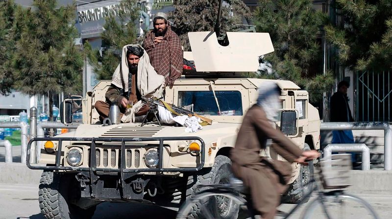 Ein jahr nach dem Abzug der Nato regieren die Taliban in Afghanistan wieder mit harter Hand. Hat die Bundesregierung genug für ihre Helfer getan? 