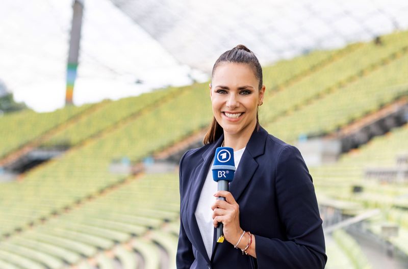 Esther Sedlaczek moderiert als Anchorwoman im Open-air-Studio die Championships 2022 vom 11. bis 21.08. in München.