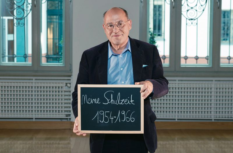Politiker Gregor Gysi ging in Ost-Berlin zur Schule: Seine Erinnerungen sind vor allem vom Leben in einer geteilten Stadt geprägt.
