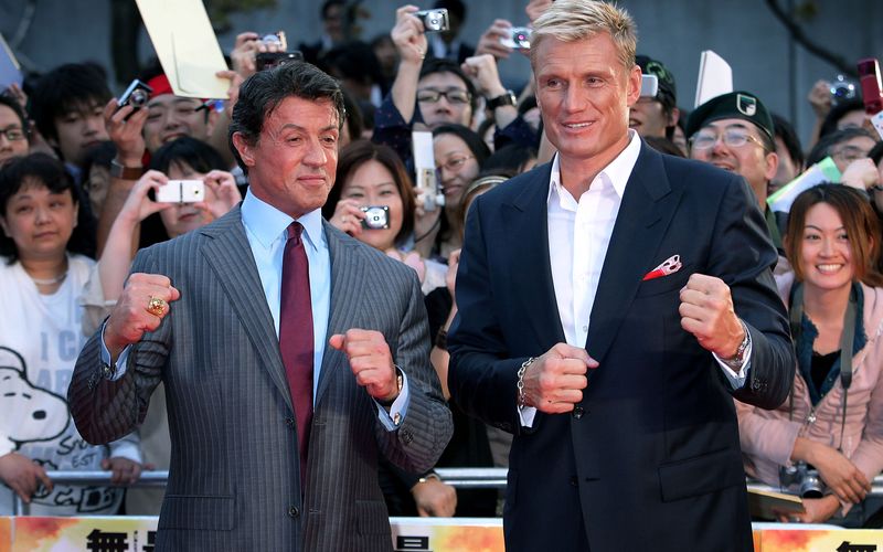 Seit Jahren kämpft Sylvester Stallone (links) für die Wiedererlangung der Rechte an Figur und Geschichte der "Rocky"-Filmreihe. Die Nachricht über ein Spin-off-Projekt mit Dolph Lungren sei für ihn "ein weiterer Herzensbrecher".