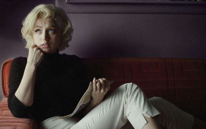 Als Hollywood-Ikone wurde Marilyn Monroe (Ana de Armas) unsterblich - und das, obwohl sie mit nur 36 Jahren durch eine Tabletten-Überdosis starb. 
