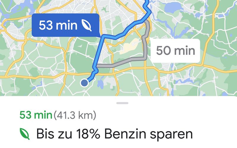 In den kommenden Wochen können deutsche Nutzerinenn und Nutzer von "Google Maps" auf eine neue Funktion zugreifen: Es werden kraftstoff- und energiesparende Routen angezeigt.