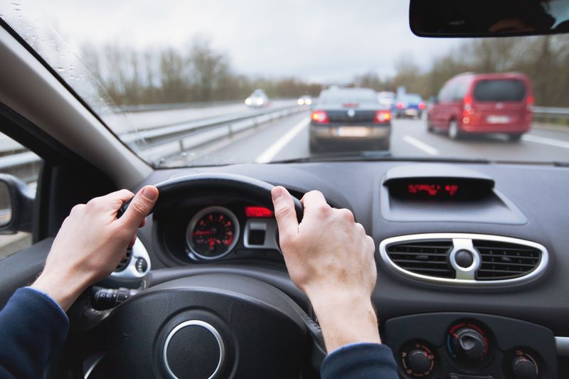 Männer sind in der Statistik der tödlichen Verkehrsunfälle überräpresentiert.