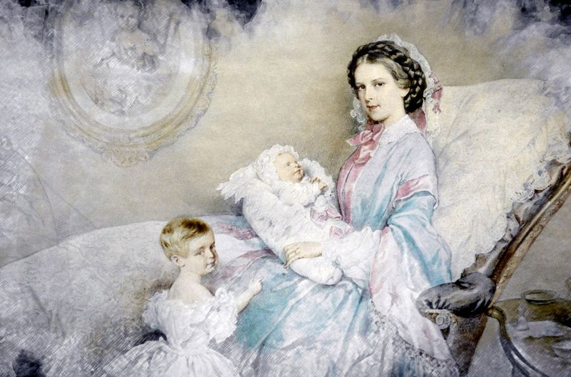 Es wurden auch überwiegend fiktive Darstellungen der Kaiserin als liebende Mutter angefertigt. 
