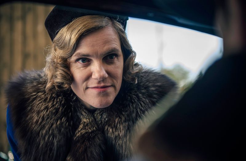 Hanna Solf (Fritzi Haberlandt) setzt mit ihrer Widerstandsgruppe alles daran, um verfolgten Menschen zu helfen. 