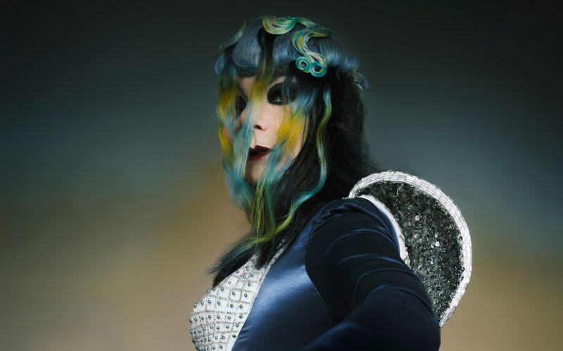 Björk mit Pilzgeflecht im Gesicht? Ihr neues Werk "Fossora" bezeichnet die Künstlerin selbst als "Pilz-Album".