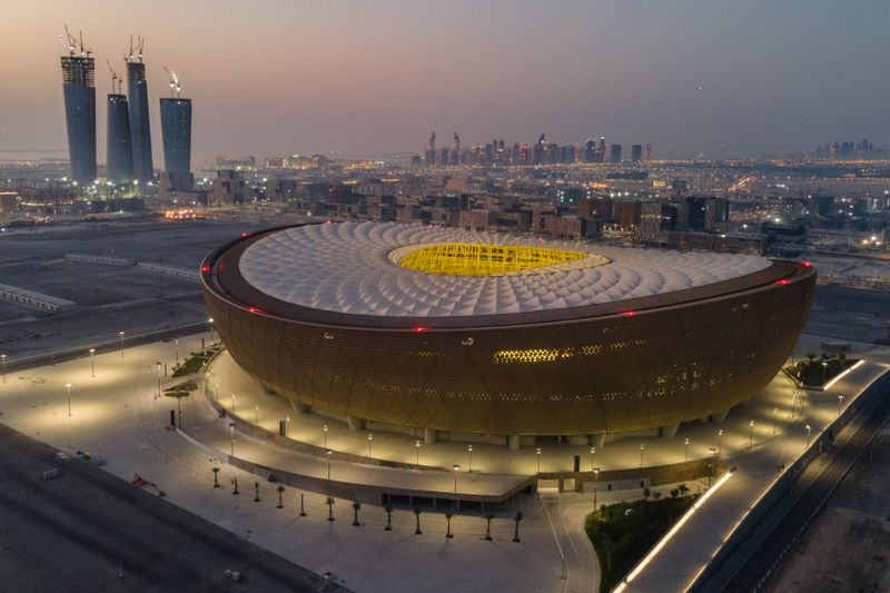 Das "Lusail Stadium" in Doha, Qatar. In dem 80.000 Besucher fassenden Fußball-Tempel wird am 18. Dezember das WM-Finale 2022 stattfinden. Doch was passiert zur WM-Zeit zwischen dem 20. November und 18. Dezember außer Fußball noch im TV - macht alles andere Pause?