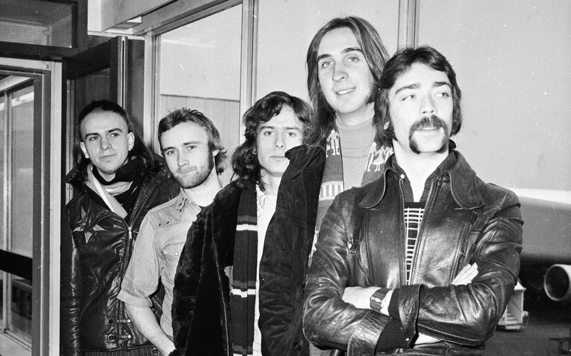 Pioniere des britischen Progrock: Genesis bestanden in den frühen 70er-Jahren aus (von links) Peter Gabriel, Phil Collins, Tony Banks, Mike Rutherford und Steve Hackett.