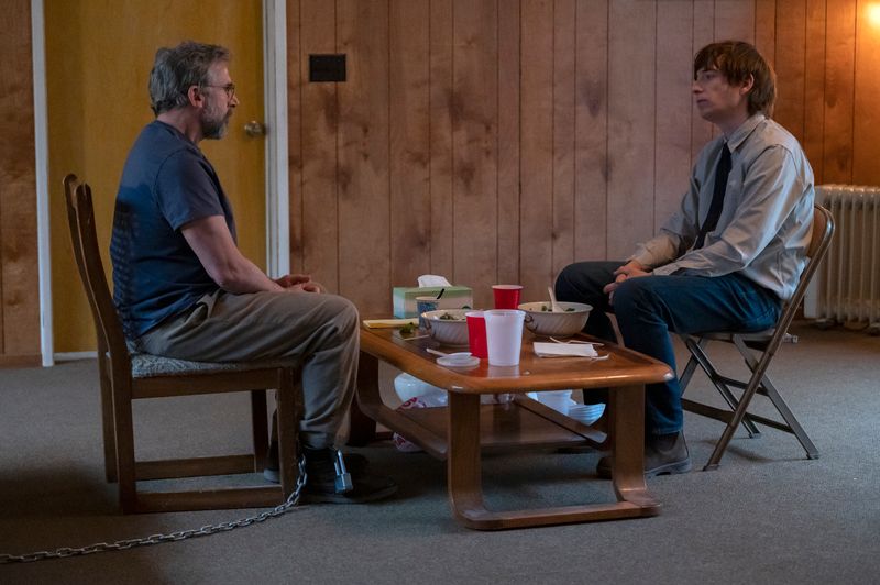 Kann Alan (Steve Carell, links) seinen Patienten Sam (Domhnall Gleeson) von dessen mörderischen Plänen abbringen?