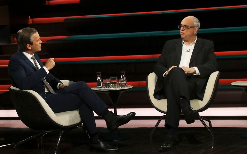 Markus Lanz (links) griff den Bremer Bürgermeister Andreas Bovenschulte in seinem ZDF-Talk an: "Sie reden in der SPD immer so viel von Würde. Das hat mit Würde nichts zu tun."