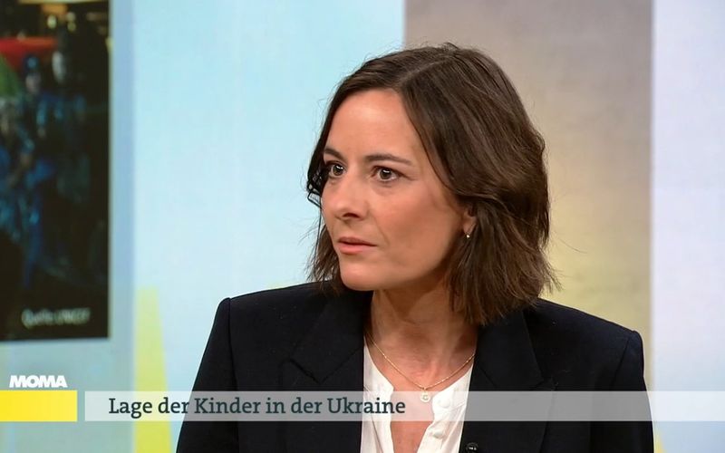 Christine Kahmann arbeitet als stellvertretende Pressesprecherin für Unicef Deutschland und reiste in die Ukraine, um sich ein Bild über die Lage der Kinder zu machen.