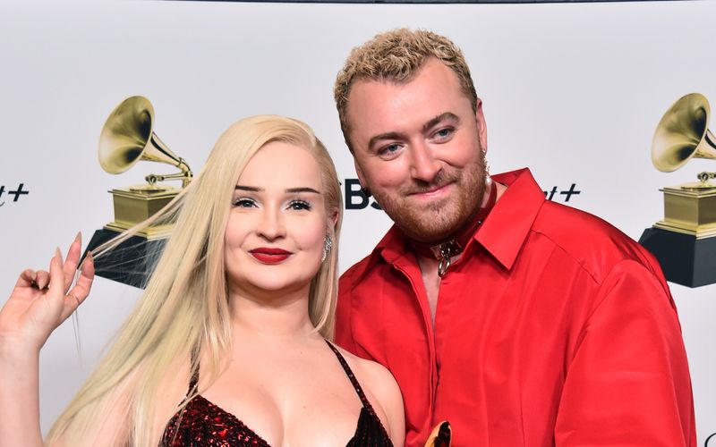 Sie schrieben bei der 65. Grammy-Verleihung Geschichte: Die Kölnerin Kim Petras gewann als erste Trans-Person die goldene Auszeichnung. Die Sängerin und ihr Duett-Partner Sam Smith sind damit die ersten transsexuellen Grammy-Gewinner.