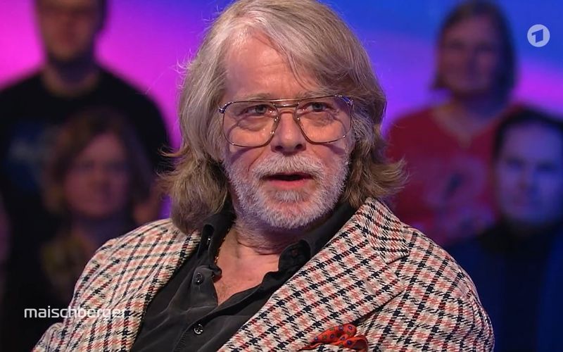 Der Debatte um "kulturelle Aneignung" in der Musik kann Helge Schneider so gar nichts abgewinnen. "Eigentlich ist es Dreck", sagte der Künstler bei "Maischberger. Die Woche".