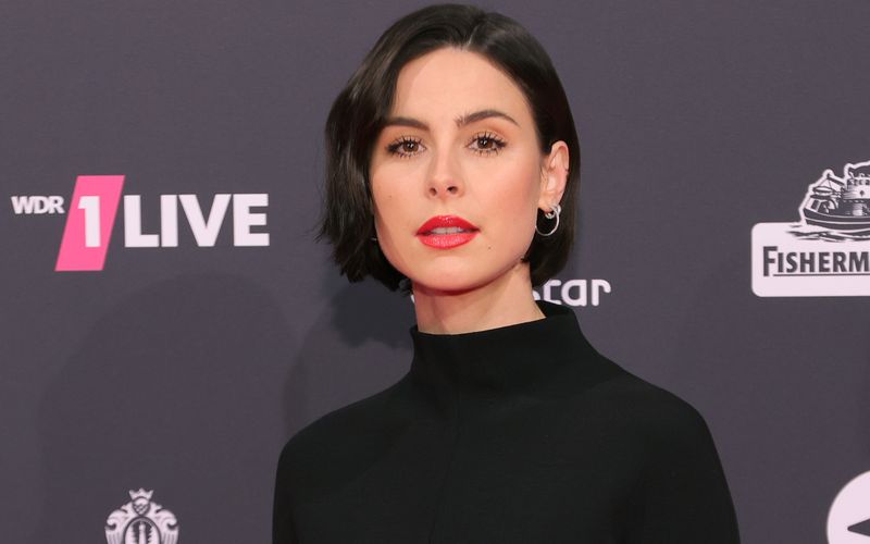 Vom unbekümmerten jungen ESC-Star zur gestandenen Künstlerin: Lena Meyer-Landrut hat sich in der deutschen Musiklandschaft zur festen Pop-Größe entwickelt - und gibt als Coach in "The Voice Kids" seit vielen Jahren ihre Erfahrungen weiter. Ab Freitag, 10. März, sitzt die 31-Jährige wieder in der Jury der SAT.1-Talentshow.