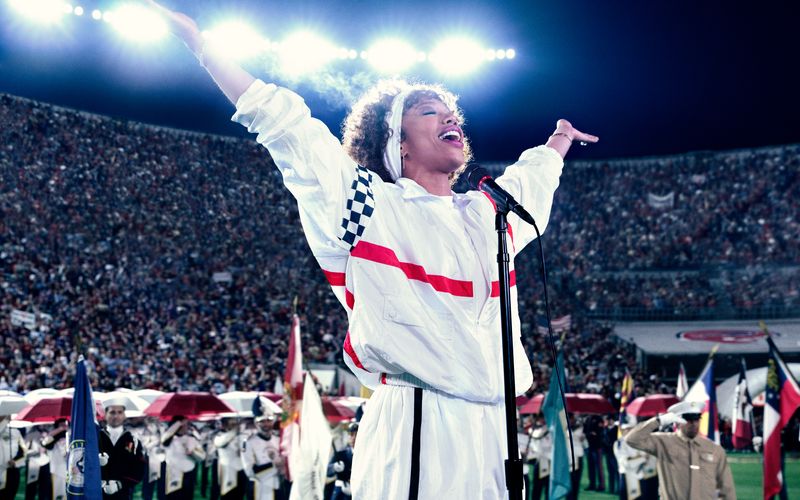 Nah dran am Original: Im Biopic "Whitney Houston: I Wanna Dance With Somebody" verkörpert Naomie Ackie die vielleicht größte Pop-Sängerin aller Zeiten.