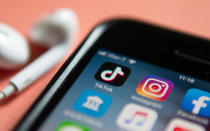 Das EU-Parlament hat seinen Beschäftigten untersagt, TikTok auf Dienstgeräten zu installieren oder anderweitig zu nutzen.