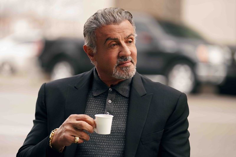 Ob der Espresso im provinziellen Tulsa, Oklahoma, so gut schmeckt wie im heimischen New York? Dwight Manfredi (Sylvester Stallone) muss sich mit seinem neuen Lebensmittelpunkt, wo man sich mit "Howdy" begrüßt, erst noch arrangieren.