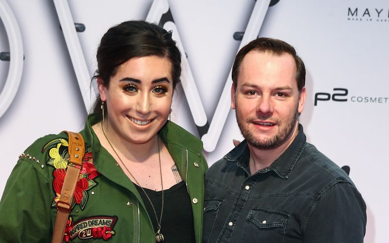 Die YouTuberin Jolina Mennen hat die Trennung von ihrem Ehemann Florian bekannt gegeben. 