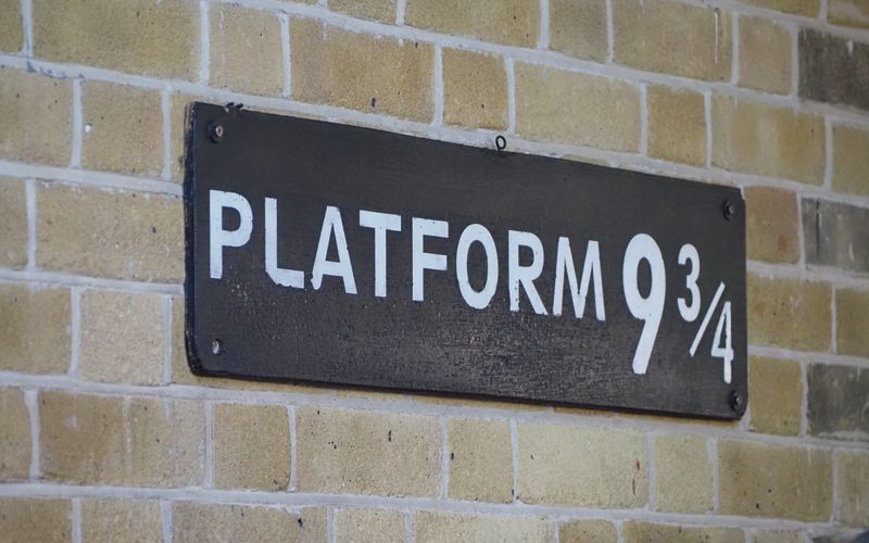 In "Harry Potter" schlüpfte er noch in die Rolle eines Goblins, eine Art Kobold: Jetzt starb Paul Grant ausgerechnet am Hogwarts-Bahnhof King's Cross in London.