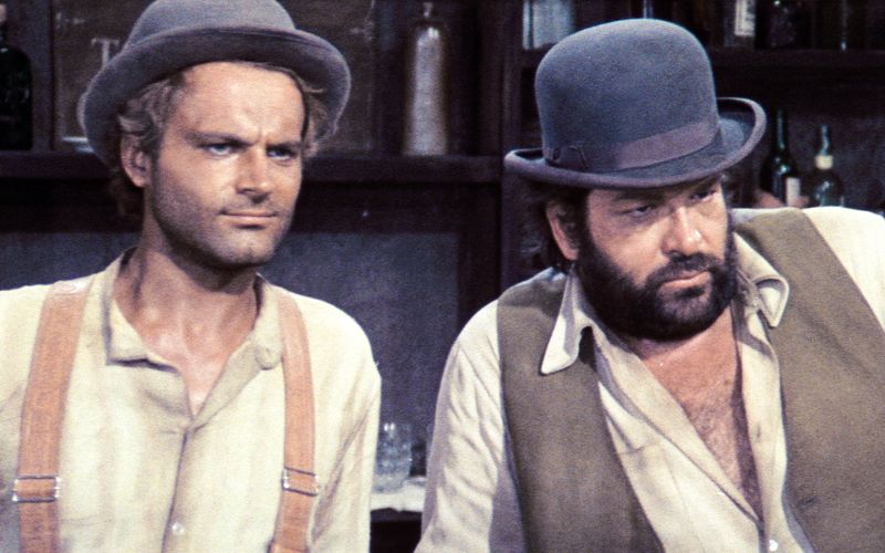 Sie waren nicht nur, aber auch in Deutschland in den 70er-Jahren absolute Publikumslieblinge: Kaum ein Leinwandduo war so erfolgreich und eigenwillig wie Bud Spencer und Terence Hill. Und ihre Filme waren nicht nur Haudrauf-Klamauk, sondern begeisterten mit Tempo, Witz und manchmal auch Gesellschaftskritik - wie diese zehn ihrer Leinwandabenteuer ...