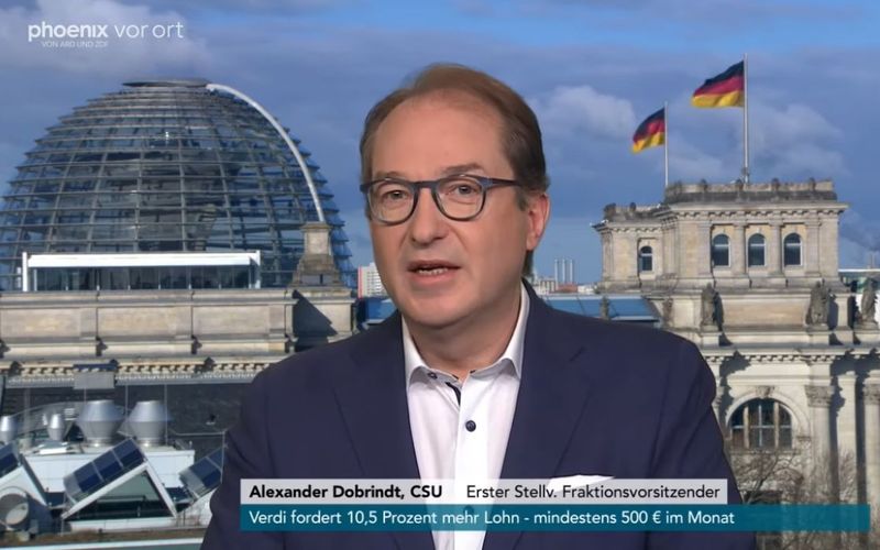 Der Vorsitzende der CSU-Landesgruppe im Deutschen Bundestag, Alexander Dobrindt, unterstützt den Vorschlag einer "Abwrackprämie" für Öl- und Gasheizungen. 