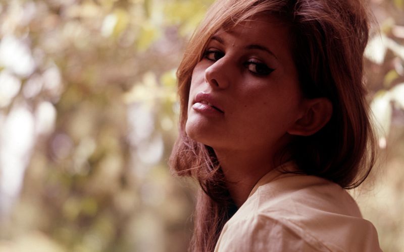 So schön glänzte die Cinecittà in den 60-ern: Claudia Cardinale wurde in Filmen wie "Achteinhalb", "Der Leopard" und "Spiel mir das Lied vom Tod" zur Ikone. Eine Filmdiva wie gemalt. Wie nun bekannt wurde, ist Cardinale im Alter von 87 Jahren gestorben.