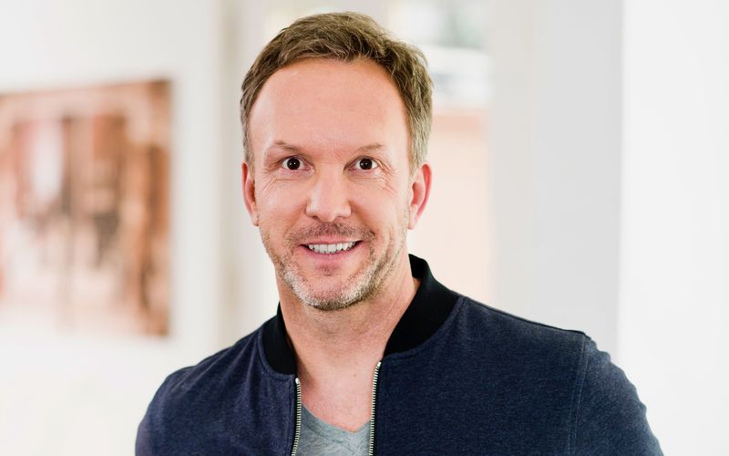 Bevor die neue Reihe startete, verriet Produzent Stefan Raiser (Dreamtool) im Interview mit der Agentur teleschau, wonach er beim Casting gesucht hat: "nach einem neuen Hans Sigl."