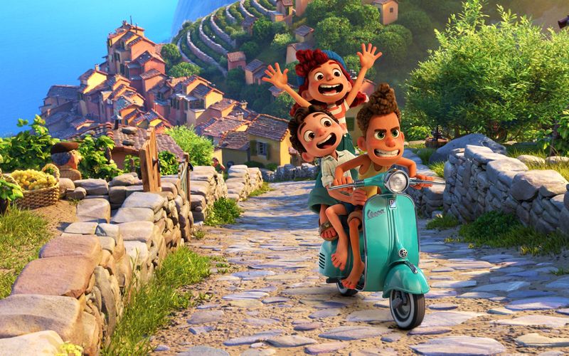 Der Animationsfilm "Luca" erzählt die Geschichte von den Seeungeheuern Luca und Roberto, die das Leben auf dem Land entdecken wollen.