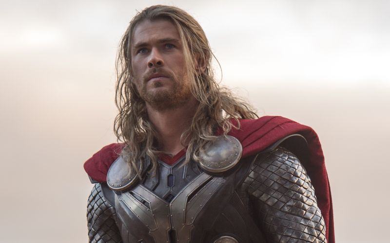 Steckt wirtschaftliches Kalkül dahinter? Dachte Disney Deutschland, dass die Vokabel "Kingdom" mehr Zuschauer in die Kinos locken würde als "World"? Oder war man der Auffassung, dass dieses Wort besser klingt als das andere? Brauchte der Titel eine Silbe mehr für eine fließendere Aussprache? Es ist zwecklos. Warum "Thor - The Dark World" in "Thor - The Dark Kingdom" umgeändert wurde, weiß vermutlich nur Micky Maus.