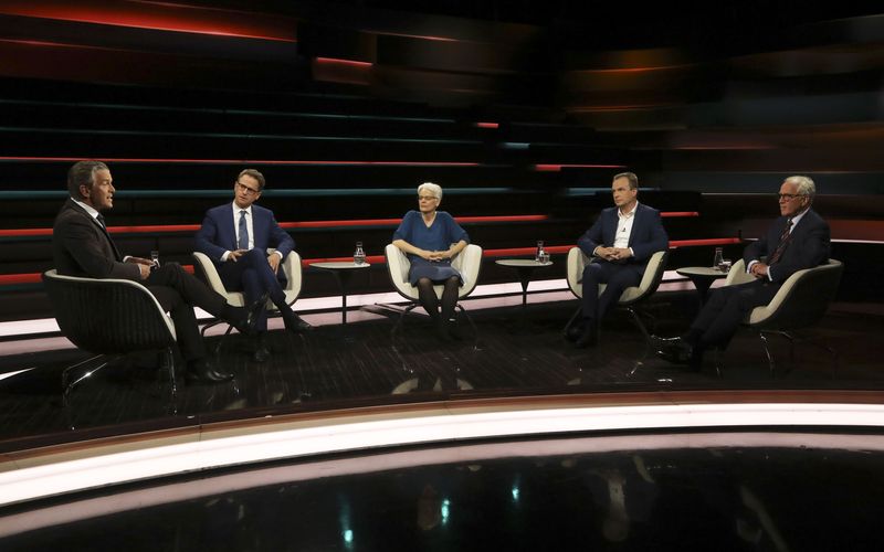 Im ZDF-Talk diskutierten am Dienstagabend, von links: Gastgeber Markus Lanz, Carsten Linnemann, Ulrike Herrmann, Jens Südekum und Rüdiger von Fritsch.
