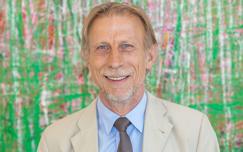 "Die Zuschauer können sich darauf freuen, dass sie Details aus dem Fußball erfahren, die nie ohne diese Doku herausgekommen wären", verspricht Christoph Daum.