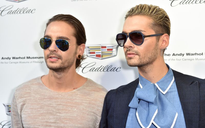 Mit ihrer Band "Tokio Hotel" wurden sie weltbekannt. Bei der 13. Staffel "The Voice of Germany" werden die Brüder Tom und Bill Kaulitz gemeinsam auf einem Doppelstuhl Platz nehmen.