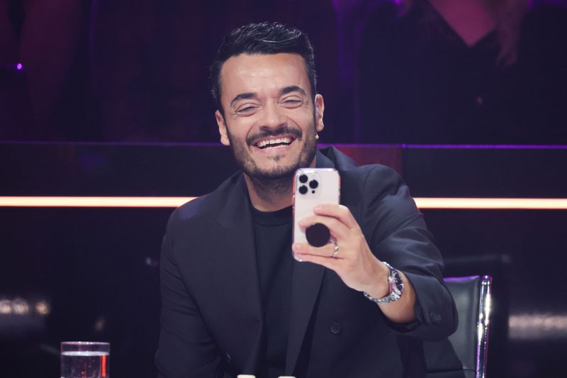 Giovanni Zarrella ist regelmäßig als Moderator seiner eigenen Show im ZDF auf den Bildschirmen zu sehen. Als Mitglied der TVOG-Jury erweitert der Italiener seine Reichweite nun um SAT.1 und ProSieben.