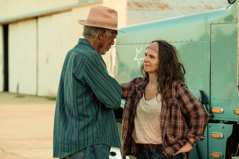 Geballte Oscar-Power: Detective Gerick (Morgan Freeman) ahnt, dass ihm Sally (Juliette Binoche) nicht die ganze Wahrheit sagt.