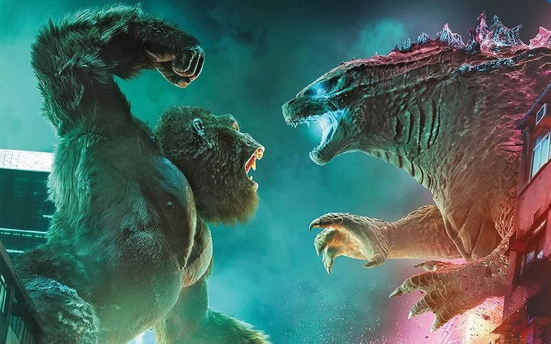 Riesenechse Godzilla gegen den Monsteraffen King Kong - ein spektakulärer Kampf der Titanen, 2021 in "Godzilla vs. Kong" auf der Kinoleinwand ausgetragen (Bild: Ausschnitt Blu-ray-Cover). Aber wer ist wirklich der "König der Monster"? Diese Bildergalerie widmet sich den bösartigsten, gefräßigsten und zerstörerischsten Ungeheuern Hollywoods.