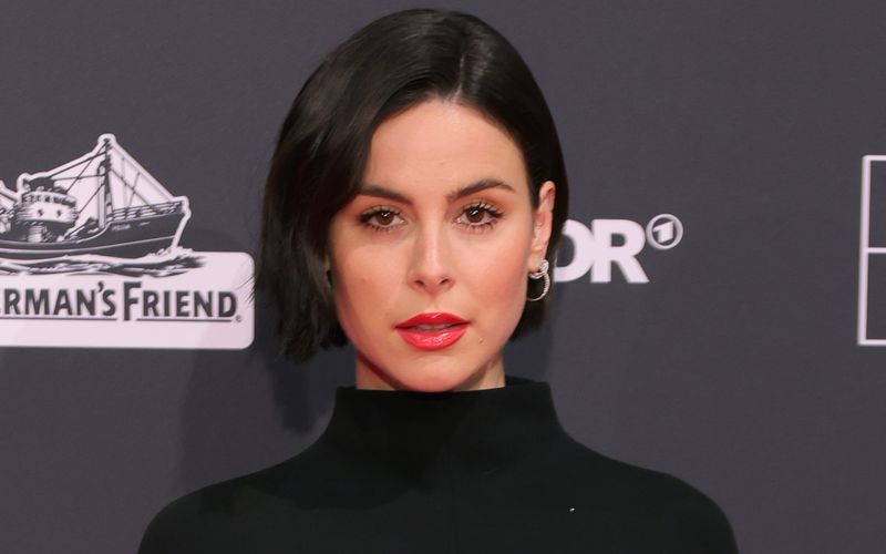 In einem Podcast holte Lena Meyer-Landrut zu einem intimen Geständnis aus.