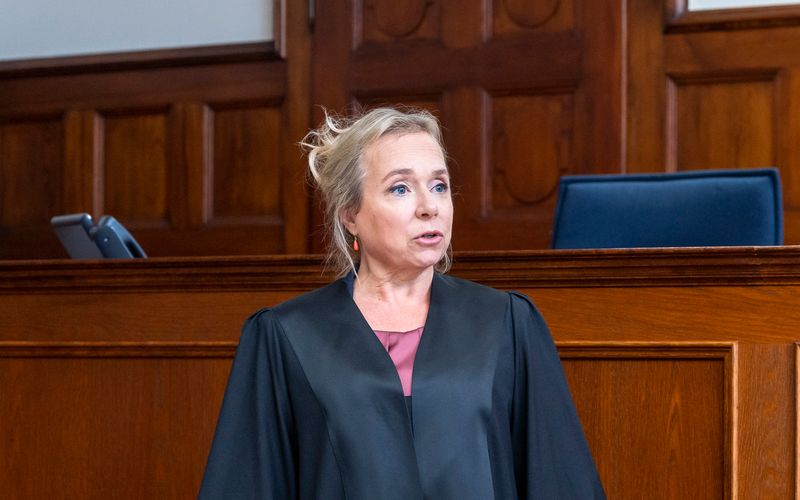 ChrisTine Urspruch (52) brilliert in ihrer Rolle als toughe Scheidungsanwältin mit Herz - die zuweilen auch privat den ein oder anderen harten Kampf ausfechten muss.