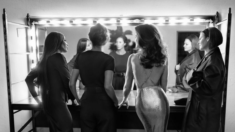 Die Apple-Doku "The Super Models" zeigt Naomi Campbell, Christy Turlington, Cindy Crawford und Linda Evangelista (von links) hinter den Kulissen.
