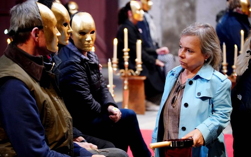 Trau, schau, wem! Auch ChrisTine Urspruch hat eigentlich keinen Schimmer, wer im gleichnamigen RTL-Psychospiel die "Verräter" sind.