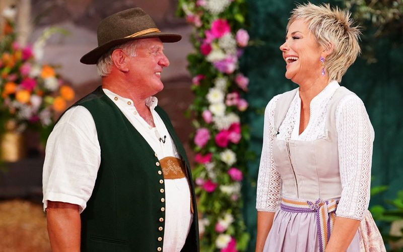 Hobbypferdebauer Dietrich-Max-Helmut ist einer der zehn Landwirte, die in diesem Jahr bei "Bauer sucht Frau" zu sehen sind. Wird er seine Herzensdame finden?