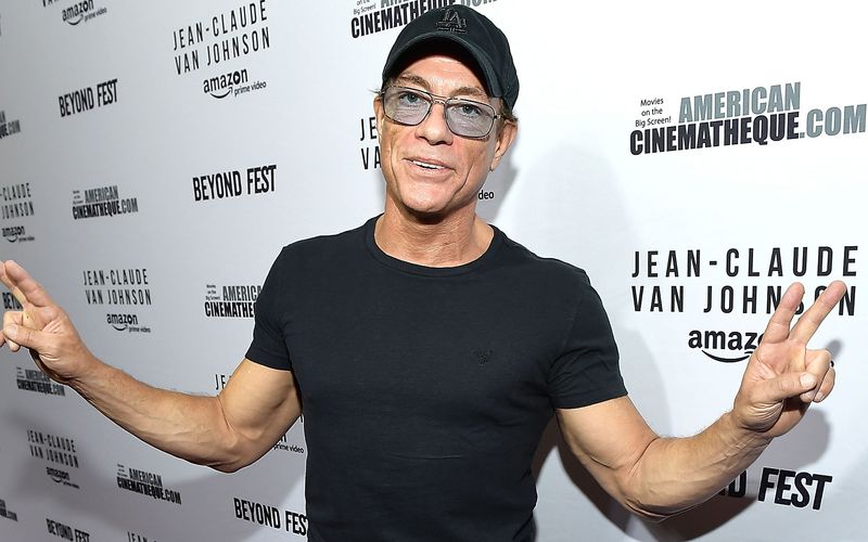 In der Öffentlichkeit sieht man Jean-Claude Van Damme heute selten, auch seine letzten großen Kinofilme und Serienprojekte liegen über zehn Jahre zurück.