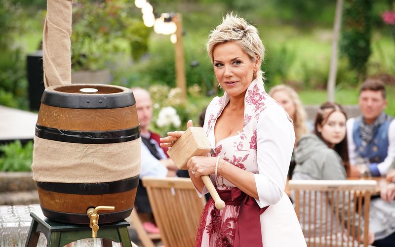 Inka Bause hat an die frühen Jahre bei "Bauer sucht Frau" nicht nur gute Erinnerungen.