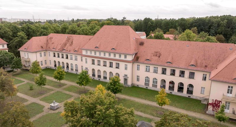 Was heute ein Wohnquartier ist, war zu DDR-Zeiten der Alptraum tausender Frauen: das ehemalige Gelände des Krankenhauses Berlin-Buch.