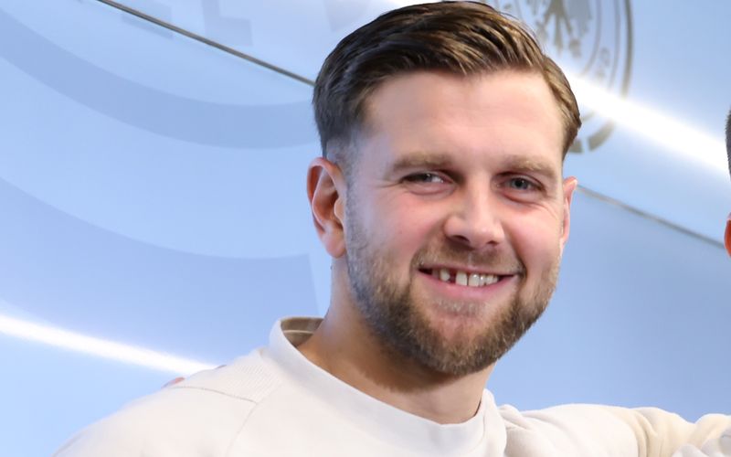 Niclas Füllkrug (30) bekennt sich als "Sommerhaus der Stars"-Fan. Warum, erklärte der Nationalstürmer nun in einem Interview.