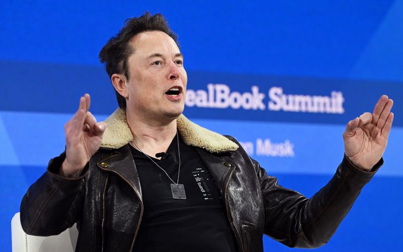 In einer Podiumsdiskussion der "New York Times" hat Elon Musk heftig gegen ehemalige Werbekunden seiner Plattform X ausgeteilt.