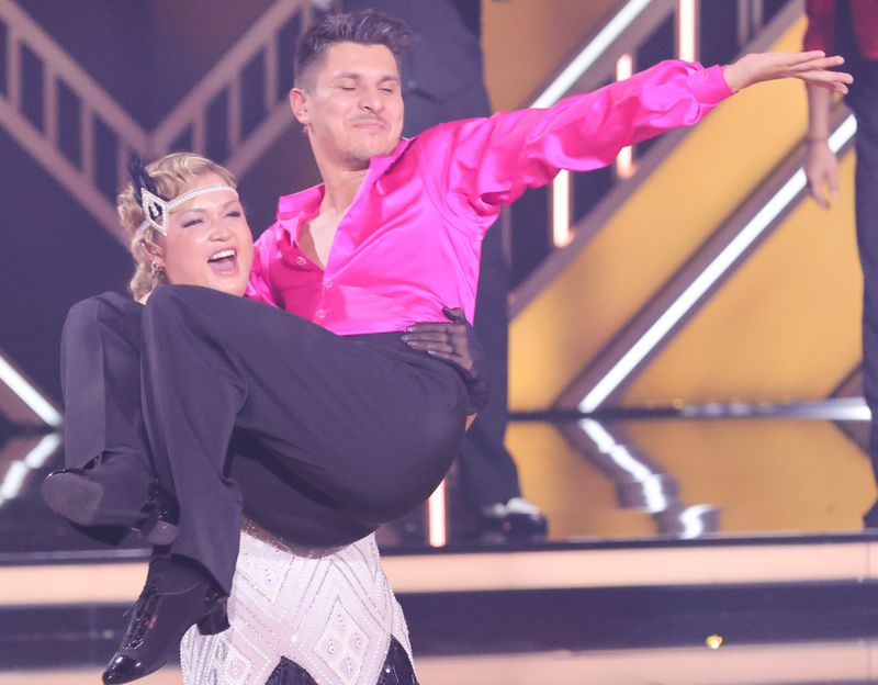 In der aktuellen "Let's Dance"-Staffel tanzt Alexandru Ionel mit Fitness-Ikone Sophia Thiel.