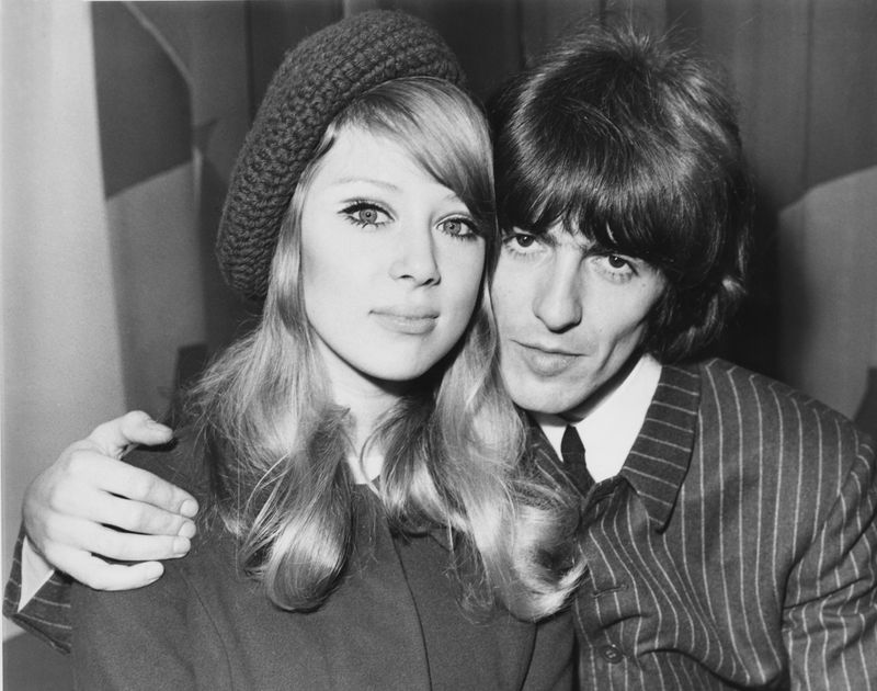 In den 60er-Jahren war Pattie Boyd ein gefragtes Fotomodell. Sie angelte sich Beatles-Star George Harrison und war von 1966 bis 1977 mit ihm verheiratet. Für sie schrieb Harrison den Song "Something".  
