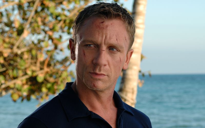 Er schwitzt, er blutet, er wütet: Daniel Craig macht die Figur des James Bond physisch erfahrbar.