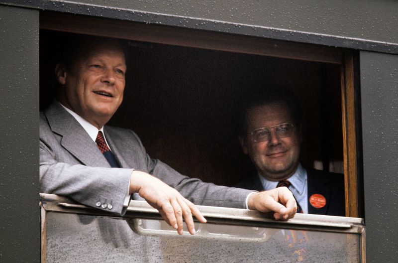 Der Film rekonstruiert die folgenschwerste Spionageaffäre der Bundesrepublik - ein Politthriller, das erste Mal aus Frauensicht erzählt. - Willy Brandt und Günter Guillaume auf Wahlkampfreise in Bamberg.